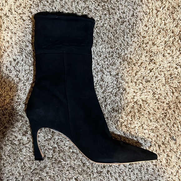 New Alexandre Birman Mirabella Sheep Fur Booties - Picture 8 of 9